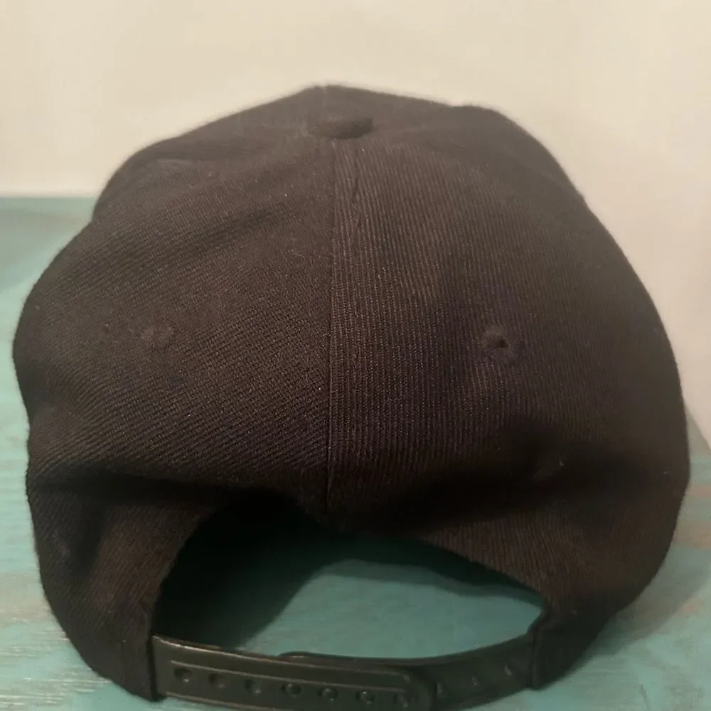 California Republic snapback cap-NWOT